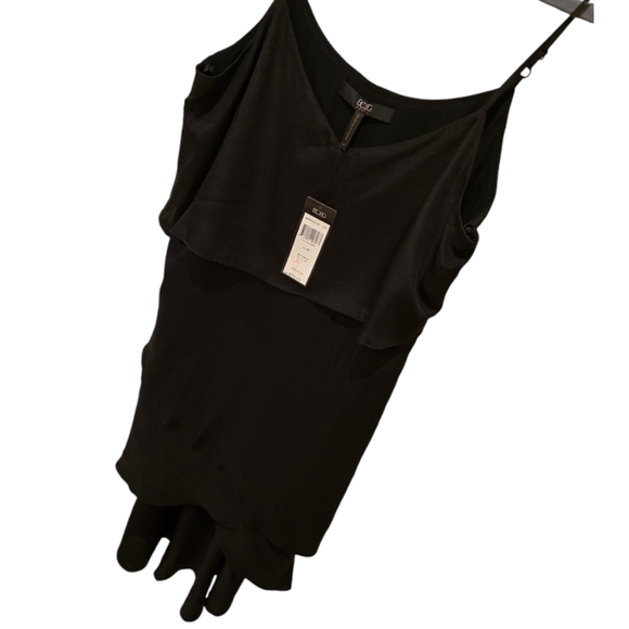 NWT BCBG Paris Tiered High Low Dress. Size Medium - Picture 5 of 9